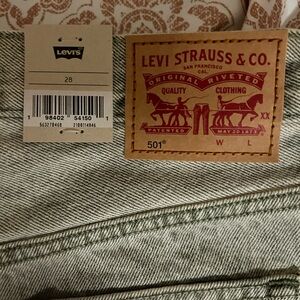 Levi's women’s Denim Jeans grey